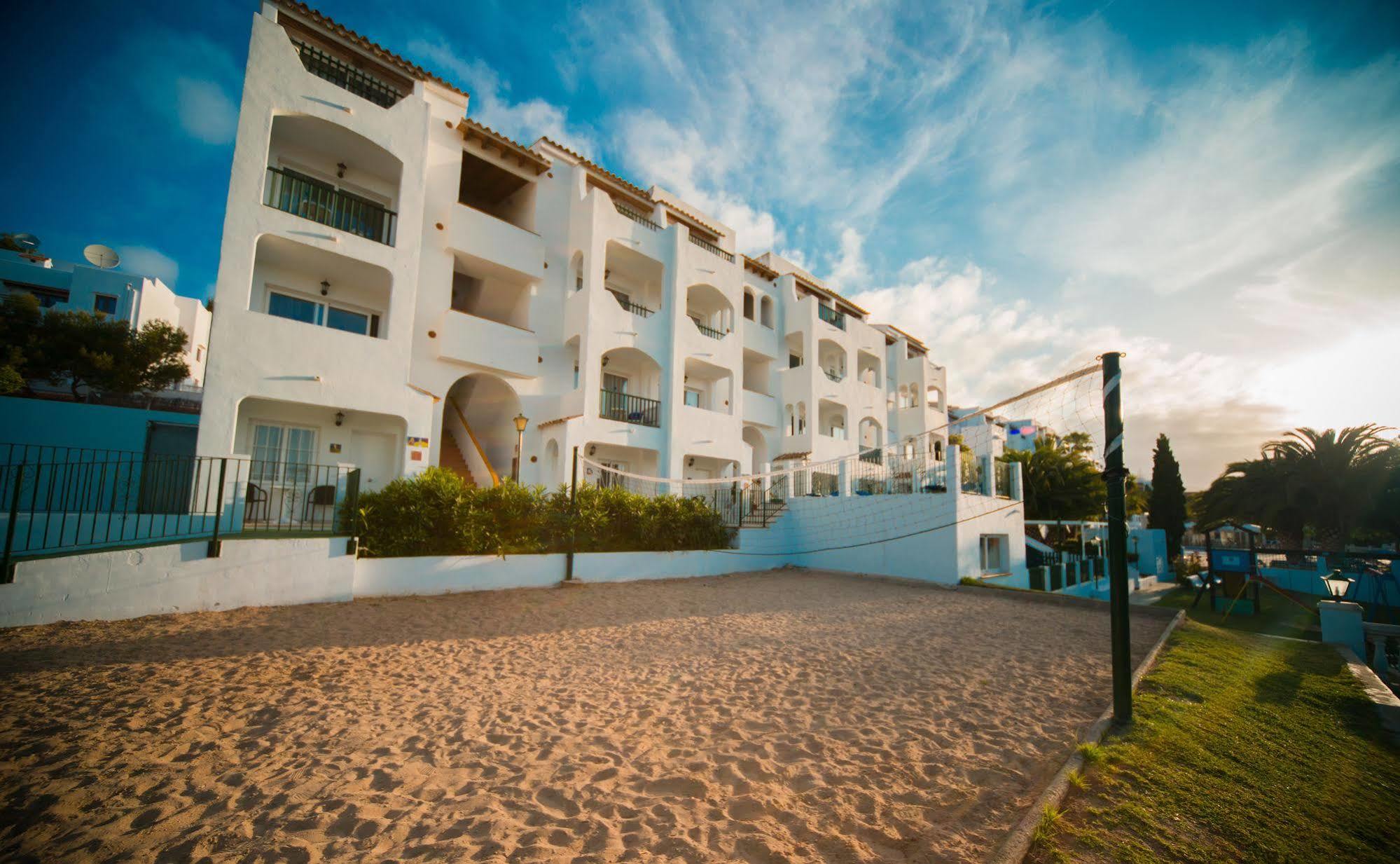 Aparthotel Holiday Center Santa Ponsa Extérieur photo